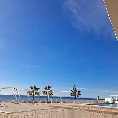 아파트 Mar Azul Primera Linea *