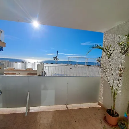 아파트 Mar Azul Primera Linea *